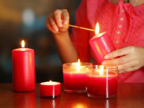 Como fazer velas artesanais do zero: materiais, etapas e 7 erros que iniciantes devem evitar
